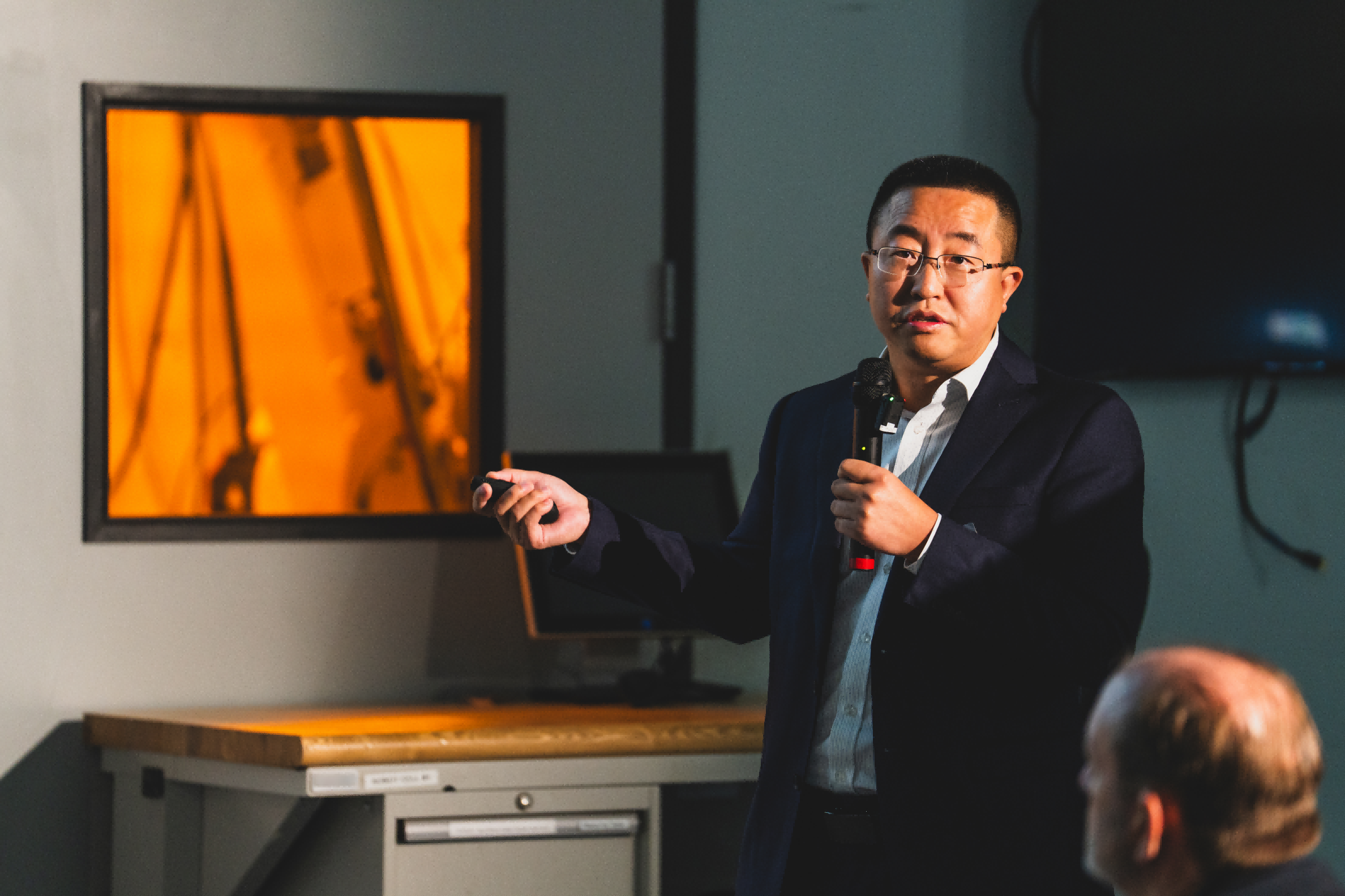 午夜在线小视频研讨会 7.png